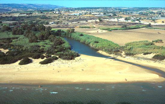 Mouth of the Irminio River