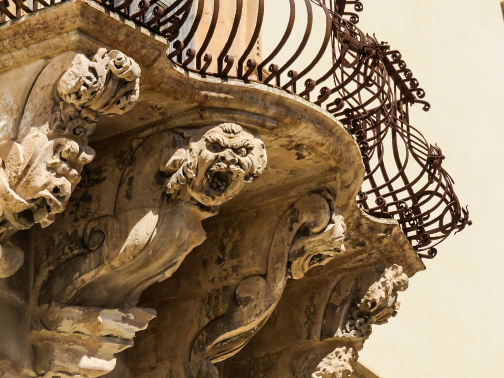 Detail of the Palazzo Beneventano in Scicli